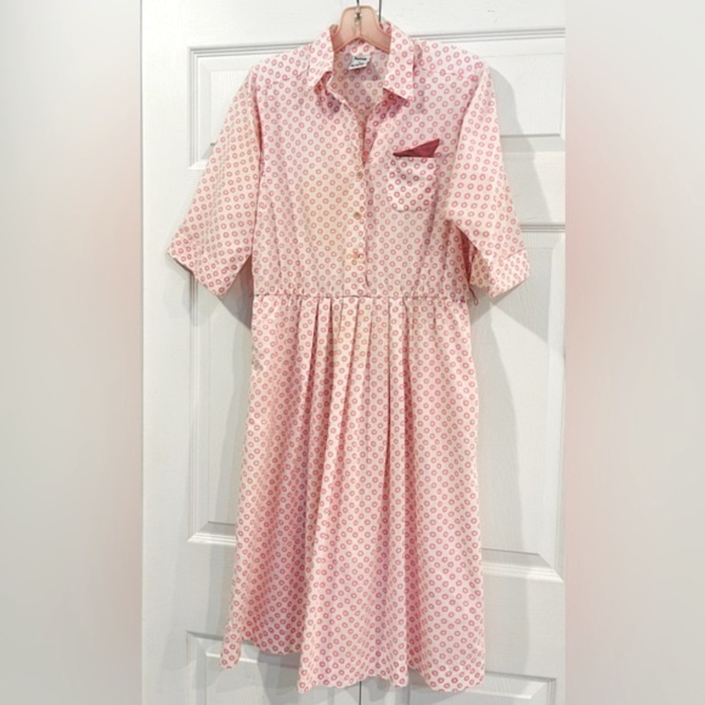 Vintage Petites by Willi Classic Shirt Waist Dress  pink dots